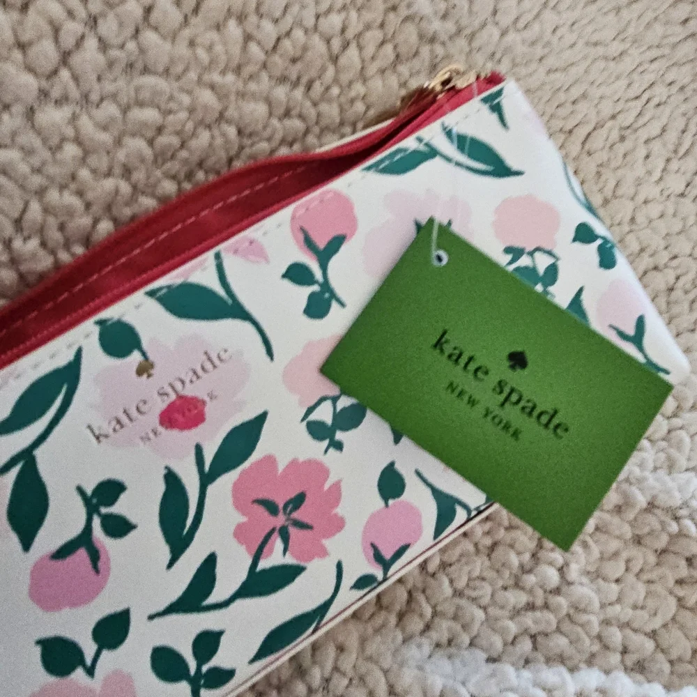 Kate Spade Pink Floral Stationary Set With Eraser Pencil Sharper And Ruler